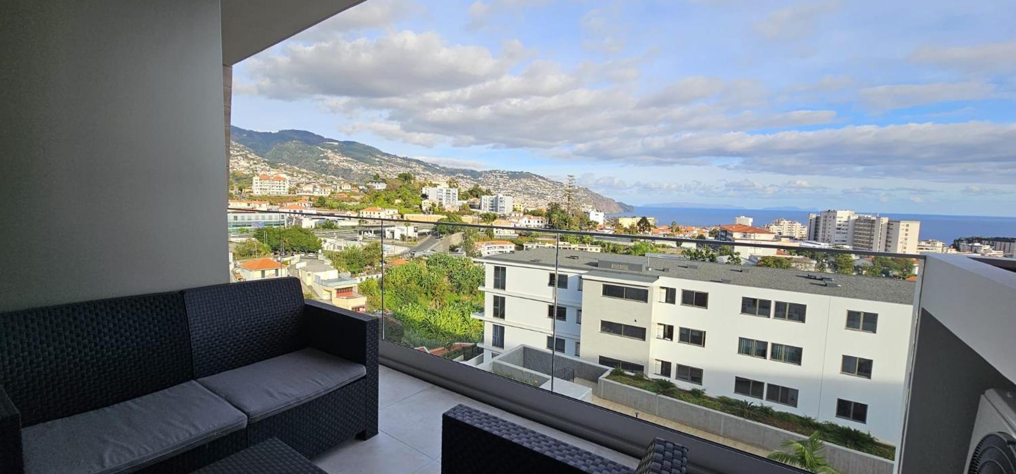 Vista Mar - Ac, Parking And Pool Lejlighed Funchal  Eksteriør billede